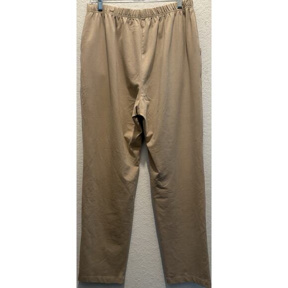 L.L. Bean Women’s Khaki Knit Pull On Pants Size Large - Picture 2 of 3